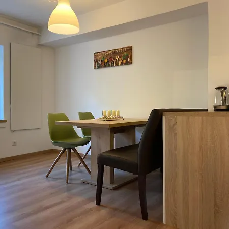 Apartament Wohne Im Gruenen/innsbruck/4 Pax *