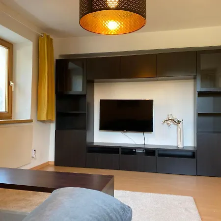 Wohne Im Grünen/innsbruck/4 Pax *