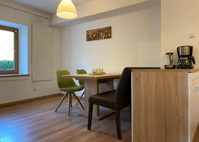 Apartamento Wohne Im Grünen/innsbruck/4 Pax *