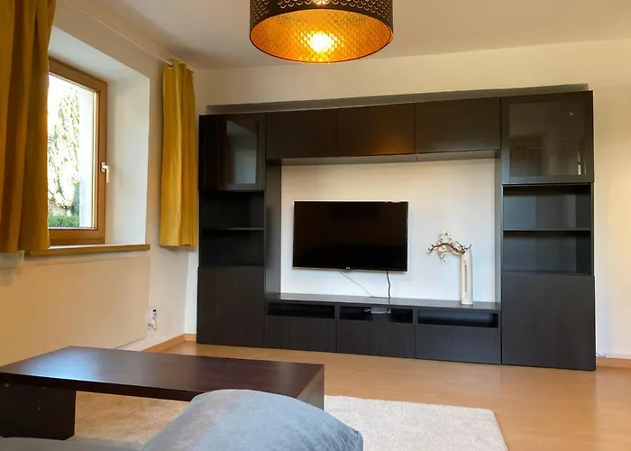 Wohne Im Grünen/innsbruck/4 Pax *