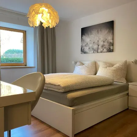 Apartment Wohne Im Gruenen/innsbruck/4 Pax